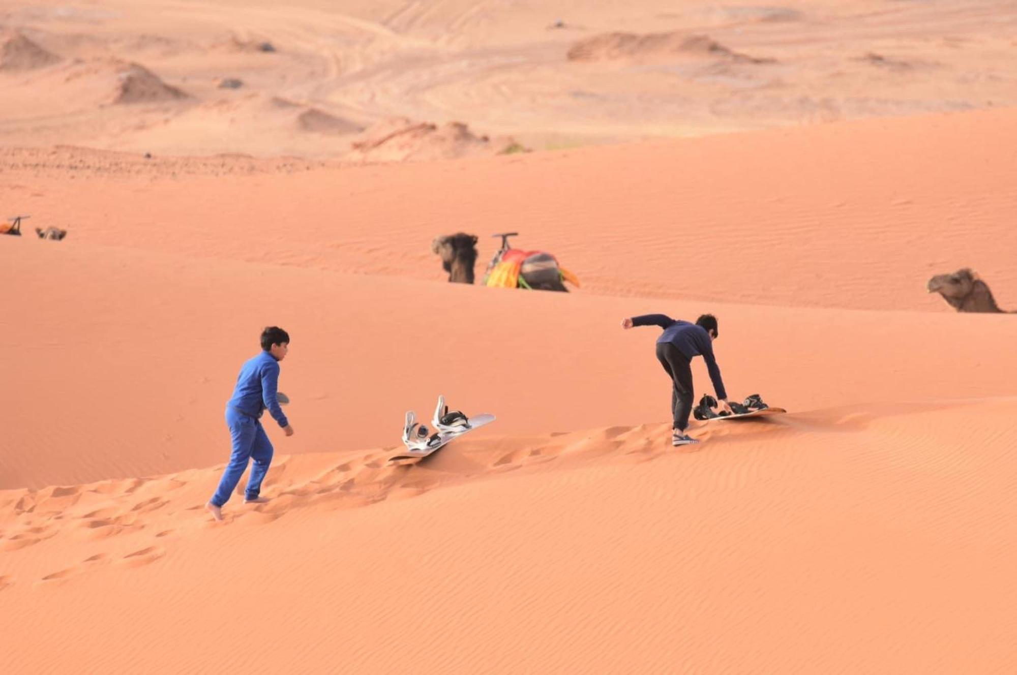Merzouga Moonlight Desert Camp Экстерьер фото